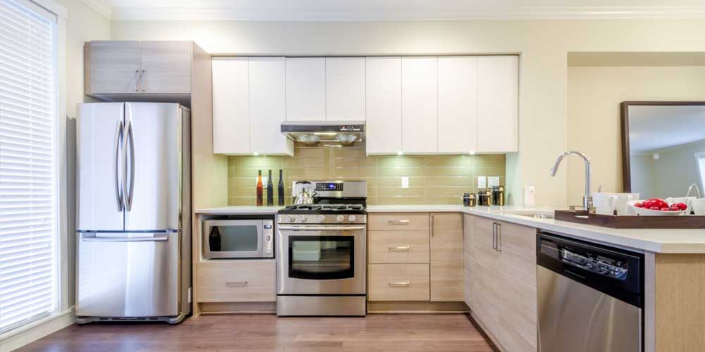 KITCHEN APPLIANCES